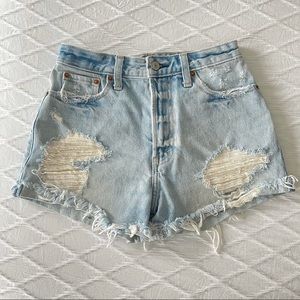 Abercrombie & Fitch Annie high rise short size 24